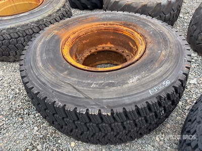 Bridgestone Snow v steel wedge 20.5R25 إطارات المعدات