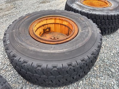 Bridgestone Snow v steel wedge 20.5R25 إطارات المعدات