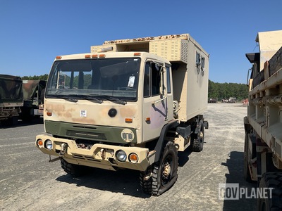 2002 Stewart & Stevenson M1079A1 LMTV 4x4 Van Truck