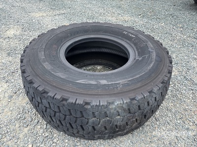 Bridgestone Snow v steel wedge 20.5R25 إطارات المعدات