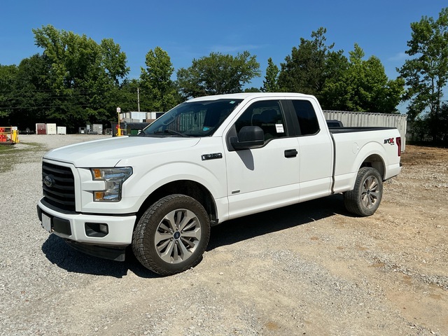 2017 Ford F-150 4x4 Supercab Pickup 2017 Ford F-150 4x4 Supercab Pickup