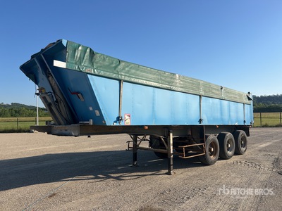 1991 TROUILLET ST3340 Tri/A Semi-Remorque Benne Calorifugee 3 Essieux End Dump Trailer