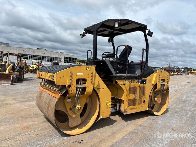 2013 Cat CB-54B Double Drum Roller