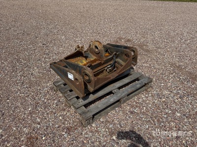 Attache Rapide Quick Coupler (Inoperable)