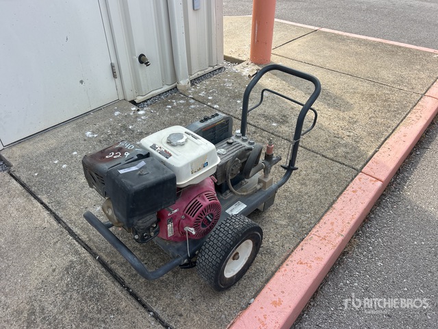 Mi-T-M CW30044MGH Pressure Washer