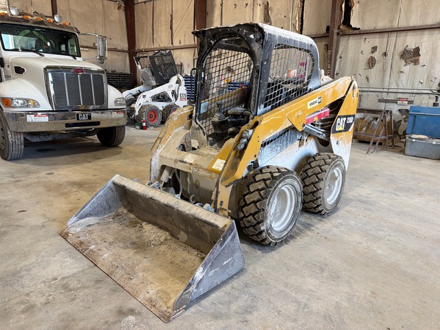2015 Cat 236D Skid Steer Loader