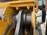 Chassis with Clavijas del chasis al brazo elevador
