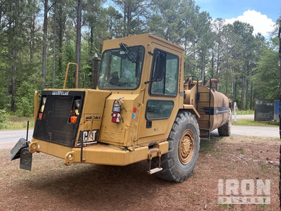 2006 Cat 613C 4x2 شاحنة مياه