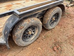 Trailer Chassis with Tire Condition