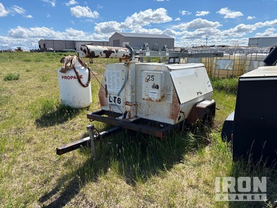 2010 Terex 20 kW を見 Light Tower (Inoperable)