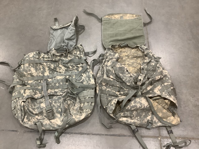 (124) Large Field Rucksacks