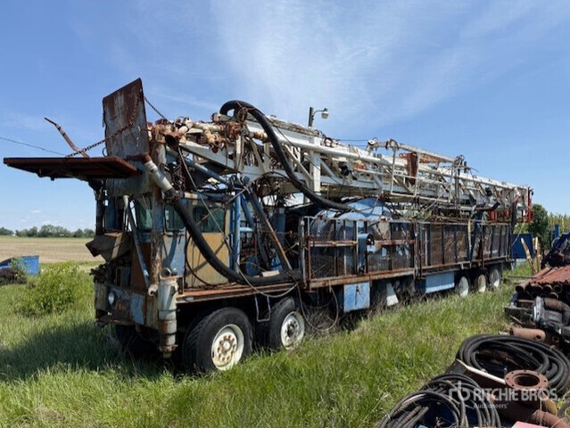 Ideco H-37 Drilling Rig