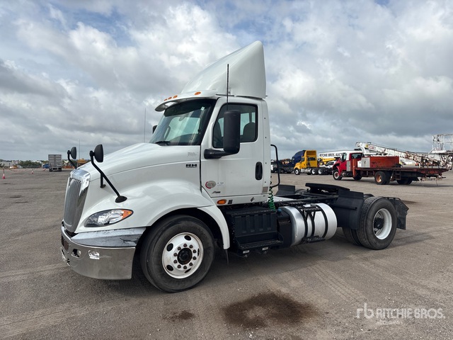 3HSDXTZN6KN560023 2019 photo no. 1