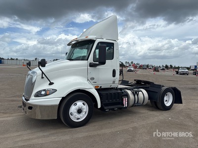 2020 International RH613 S/A Day Cab Truck Tractor