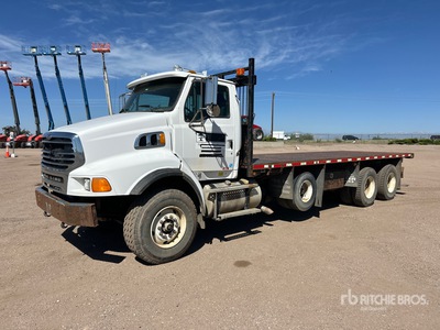 2007 Sterling L9500 8x4 平台トラック
