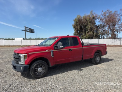2018 Ford F-250 4x2 Extended Cab Pickup
