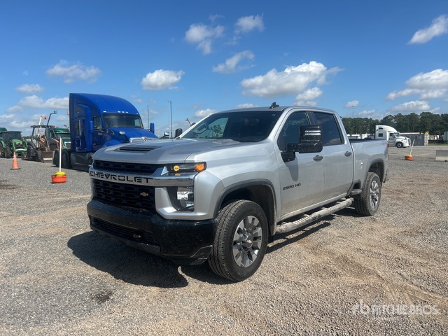 2021 Chevrolet 2500HD Custom 4x4 Crew Cab Pickup
