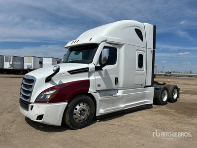 2021 Freightliner Cascadia 126 تراكتور شاحنة كابينة النوم (ثنائية المحور)