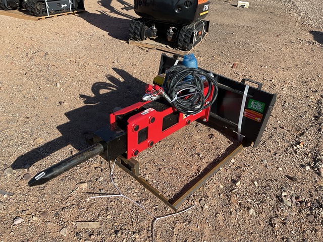 Raytree RMH680 Skid Steer Hydraulic Hammer - Unused