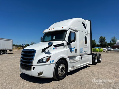 2023 Freightliner Cascadia 126 6x4 Tracteur Routier Couchette