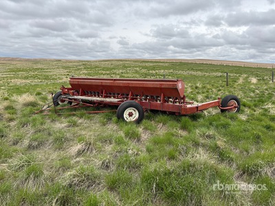 International Harvester 12 ft Disker