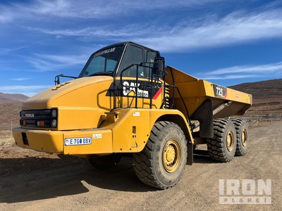 2020 Cat 725 Articulated Dump Truck