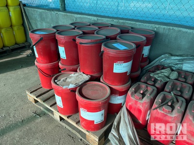 2023 Somai AX65 26x 18kg Bucket Of Puma EP2 Grease