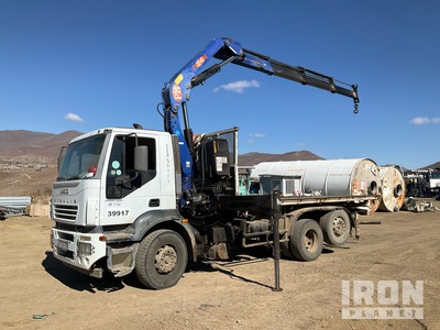 2005 PM 24 11 ton Knuckle Boom on 2005 Iveco Strallis 310 6x2 Flatbed Truck with Crane
