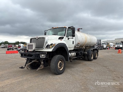 2013 International 7600 6x4 Water Truck