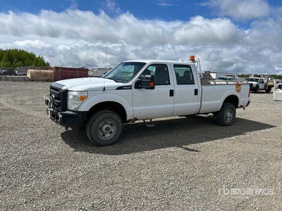 2015 Ford F-350 4x4 Crew Cab Pick-up