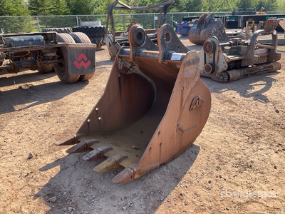 AMI 35 in Godet de pelleteuse