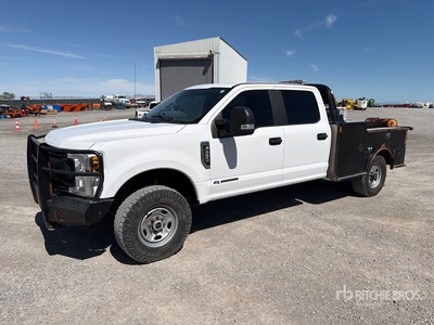 2019 Ford F-350 XL 4x4 Crew Cab Utiliteits vrachtwagen