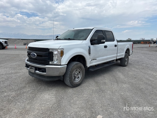 2019 Ford F-350 XL 4x4 Crew Cab Pickup