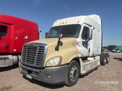 2010 Freightliner Cascadia 125 6x4 T/A Sleeper Truck Tractor