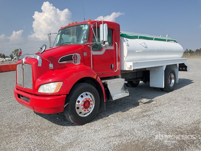2013 Kenworth T370 4x2 Camion Pipa de Agua / Camion cisterna de agua