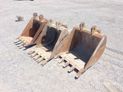 Quantity of (3) 30 in, 24 in, 24 in Rear Backhoe Bucket - Fits Case 590SN