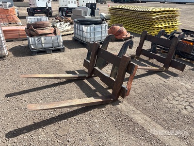 Quantity of (2) Fourches pour rétrocaveuse - Fits Cat 416-520