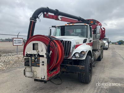 Vactor 2100 on 2009 International 7500 6x4 Vacuum Excavator Truck