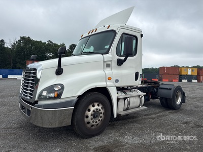 2018 Freightliner Cascadia 125 4x2 S/A Day Cab Truck Tractor