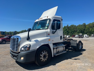 2018 Freightliner Cascadia 125 4x2 S/A Day Cab Truck Tractor