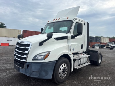 2019 Freightliner Cascadia 126 4x2 S/A Day Cab Truck Tractor