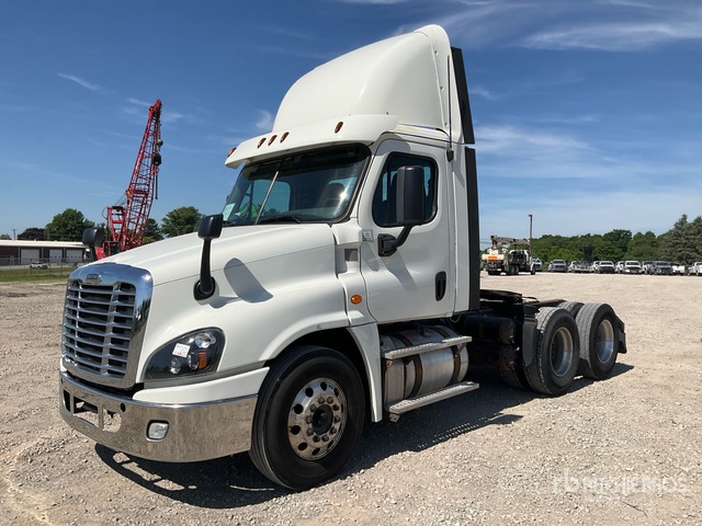 3AKJGEDV9JSJR6018 2018 photo no. 1