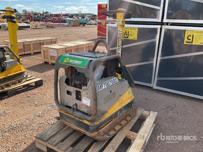 2014 Wacker Neuson DPU6555He Reversible Plaque vibratoire