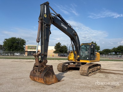 2022 John Deere 210GLC Tracked Excavator