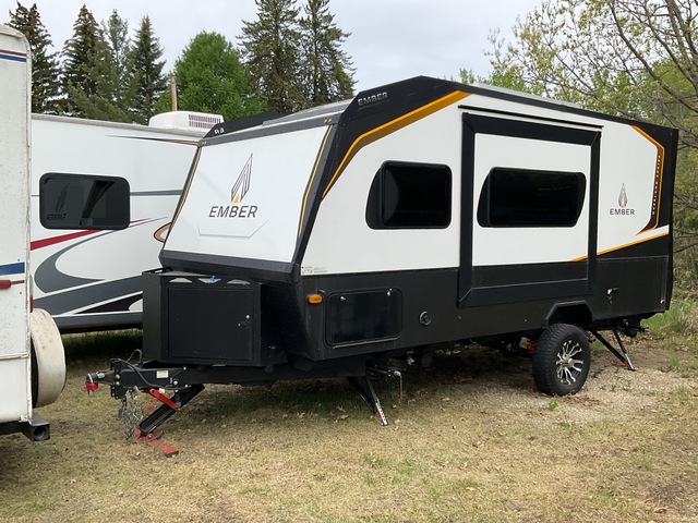 2023 Ember RV Overland 171FB 20 ft S/A Travel Trailer