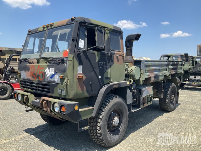 1997 Stewart & Stevenson M1081 LMTV 4x4 Cargo Truck