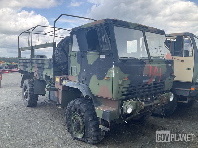 1997 Stewart & Stevenson M1081 LMTV 4x4 Cargo Truck