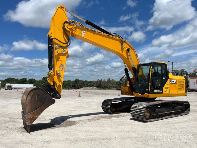 2021 JCB 220XLC Tracked Excavator