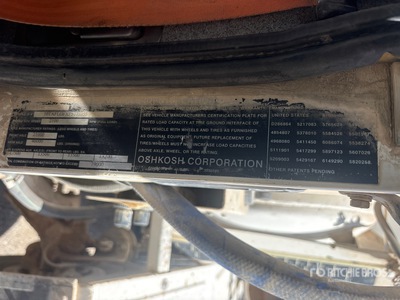 2015 Oshkosh S-2146 14x4 Front Discharge Mixer Truck
