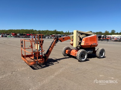 2015 JLG 340AJ 4WD Dual Fuel Articulating Boom Lift